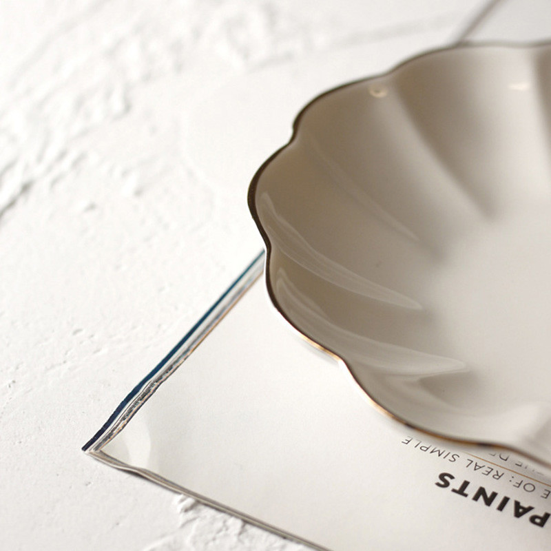 Lėkštės Keraminė Pnompenio Balta Miela Torto Lėkštė Kūrybiška Retro laikymo Papuošalų padėklas Užkandžių Indas Gėlė Vienspalvis