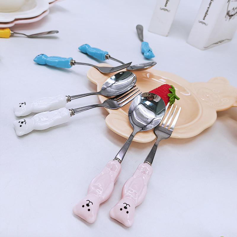 Cute Bear Spoon Πιρούνι Κεραμικά Κουτάλια Επιδόρπιο Μαχαιροπίρουνα Μαχαιροπήρουνα Γελοιογραφία Πιρούνι Κουτάλι Βούτυρο Kinfe Σετ 304 από ανοξείδωτο ατσάλι