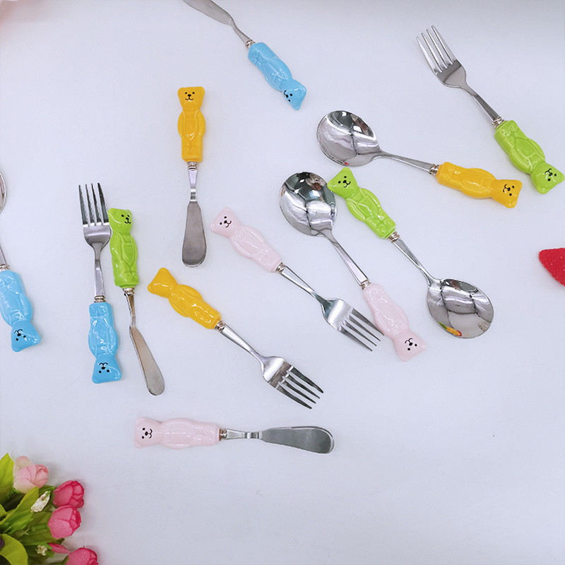 Cute Bear Spoon Πιρούνι Κεραμικά Κουτάλια Επιδόρπιο Μαχαιροπίρουνα Μαχαιροπήρουνα Γελοιογραφία Πιρούνι Κουτάλι Βούτυρο Kinfe Σετ 304 από ανοξείδωτο ατσάλι