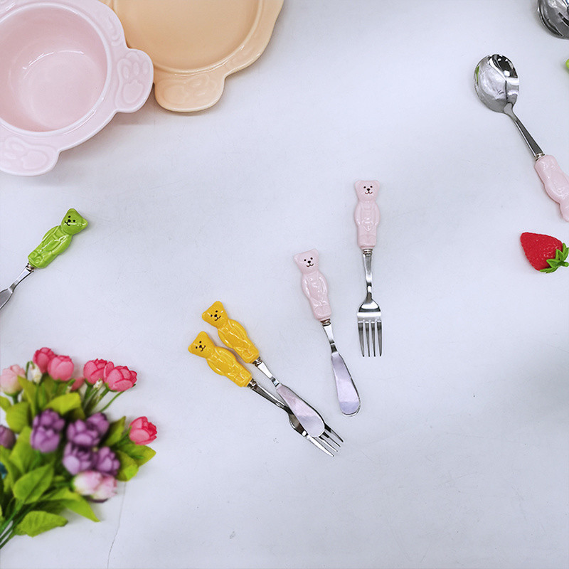 Cute Bear Spoon Πιρούνι Κεραμικά Κουτάλια Επιδόρπιο Μαχαιροπίρουνα Μαχαιροπήρουνα Γελοιογραφία Πιρούνι Κουτάλι Βούτυρο Kinfe Σετ 304 από ανοξείδωτο ατσάλι