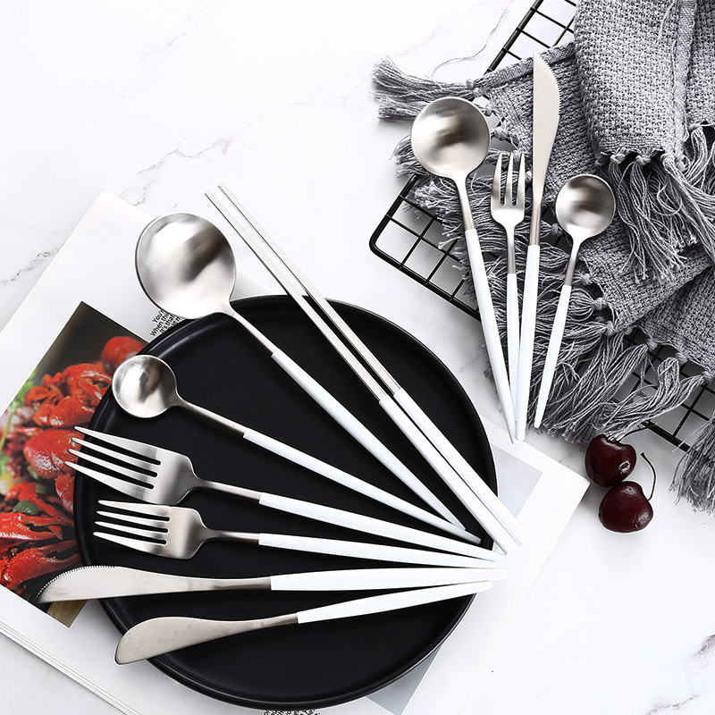 Kallis toidulauanõude komplekt roostevabast terasest võinoad söögipulk praad nuga kahvel kohvilusikas teelusikas hõbenõude komplektid pulma