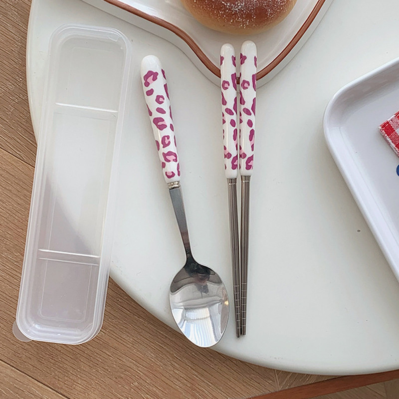 Indų rinkiniai nerūdijančio plieno stalo įrankių rinkinys Animacinių filmų šaukštų šakučių lazdelių rinkiniai Nešiojami pietų stalo reikmenys Kelioniniai indai