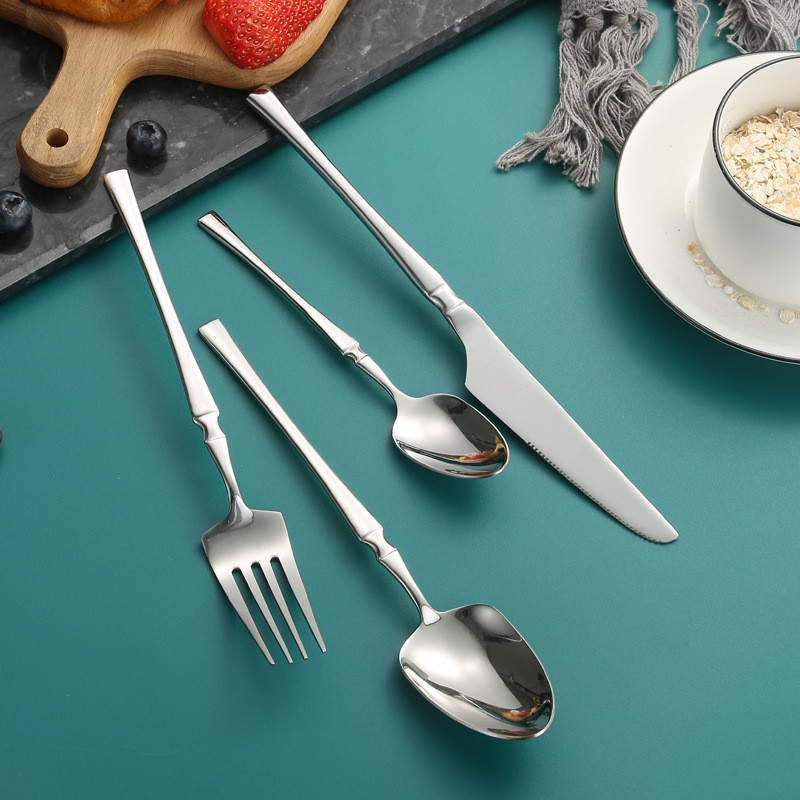 Επιτραπέζια σκεύη από ανοξείδωτο ατσάλι Λεπτά σκεύη μέσης για κουζίνα ξενοδοχείου Δυτική τραπεζαρία Μπριζόλα Μαχαίρι Πιρούνι Κουτάλι Σετ κουταλιού