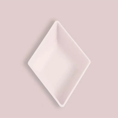 Kūrybinės kviečių šiaudų lėkštės Nedūžtančios vakarienės lėkštės daugiakampės lėkštės maisto vaisių užkandžių skonio lėkštės. Galima plauti indaplovėje. Galima plauti mikrobangų krosnelėje