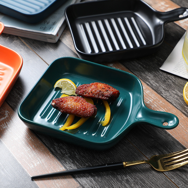 Loominguline roog Avaleht Põhjamaade kööginõud Hommikusöögitaldrik Küpsetuskauss Ahi Küpsetatud riisi Küpsetusplaat Õhtusöögikomplekt Taldrikud ja nõud Keraamiline