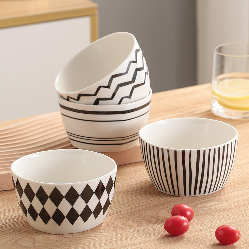 Europietiškas keraminių lėkščių rinkinys glazūros dažymas gyvenamasis kambarys vaisių salotų lėkštė rankomis piešta geometrija stalinis vakarienės rinkinys lėkštės ir indai