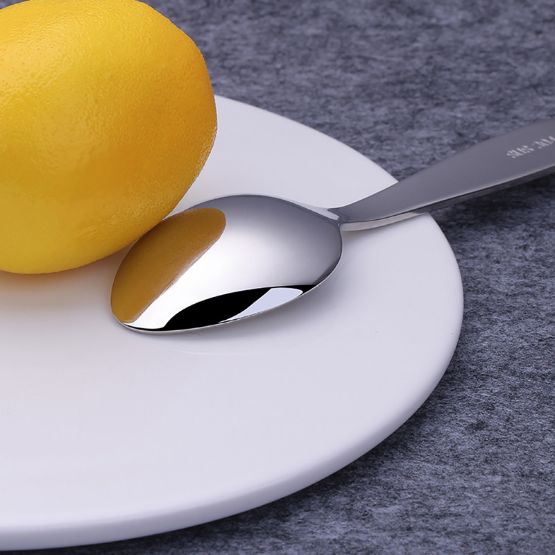 Laste söögiriistad lauanõud roostevabast terasest multifilm kaelkirjak laps kahvel nuga lusikas lastele 4 tk söögiriistade komplektid kodukööki