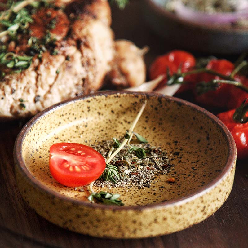 Retro stiilis keraamika, pererestorani lauanõud, keraamika, keraamilised taldrikud, riisikausid, kastmed, magustoidutaldrikud