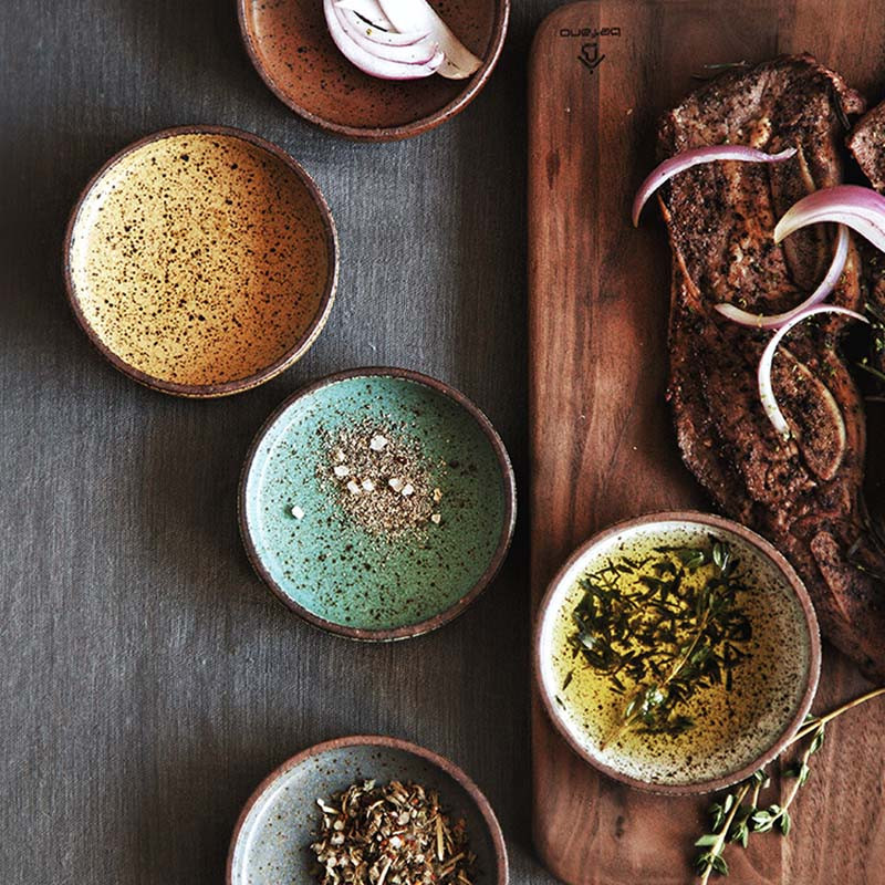 Retro stiilis keraamika, pererestorani lauanõud, keraamika, keraamilised taldrikud, riisikausid, kastmed, magustoidutaldrikud