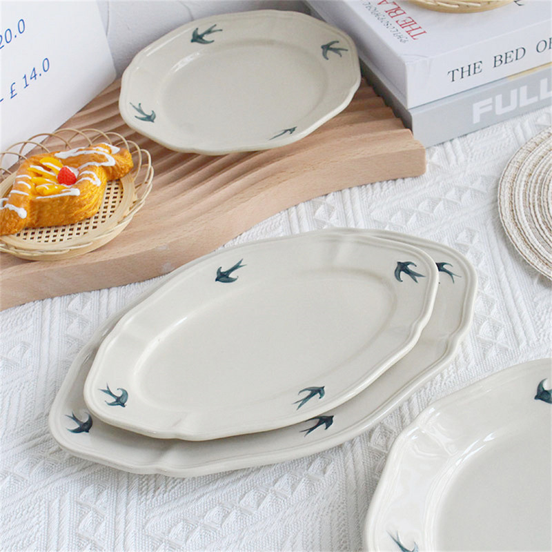 Μπριζόλα Κεραμικός δίσκος Egetable Plate Swallow Plate Πιάτο γλυκού Γιαπωνέζικου στυλ Ζωγραφισμένο στο χέρι Relief Plate Retro Household