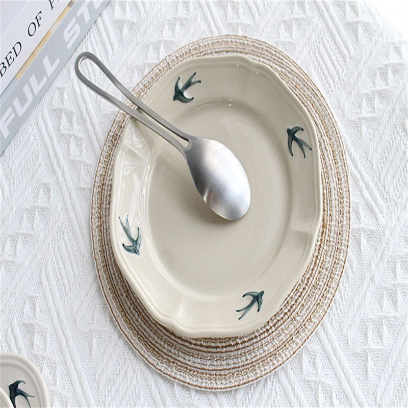 Μπριζόλα Κεραμικός δίσκος Egetable Plate Swallow Plate Πιάτο γλυκού Γιαπωνέζικου στυλ Ζωγραφισμένο στο χέρι Relief Plate Retro Household