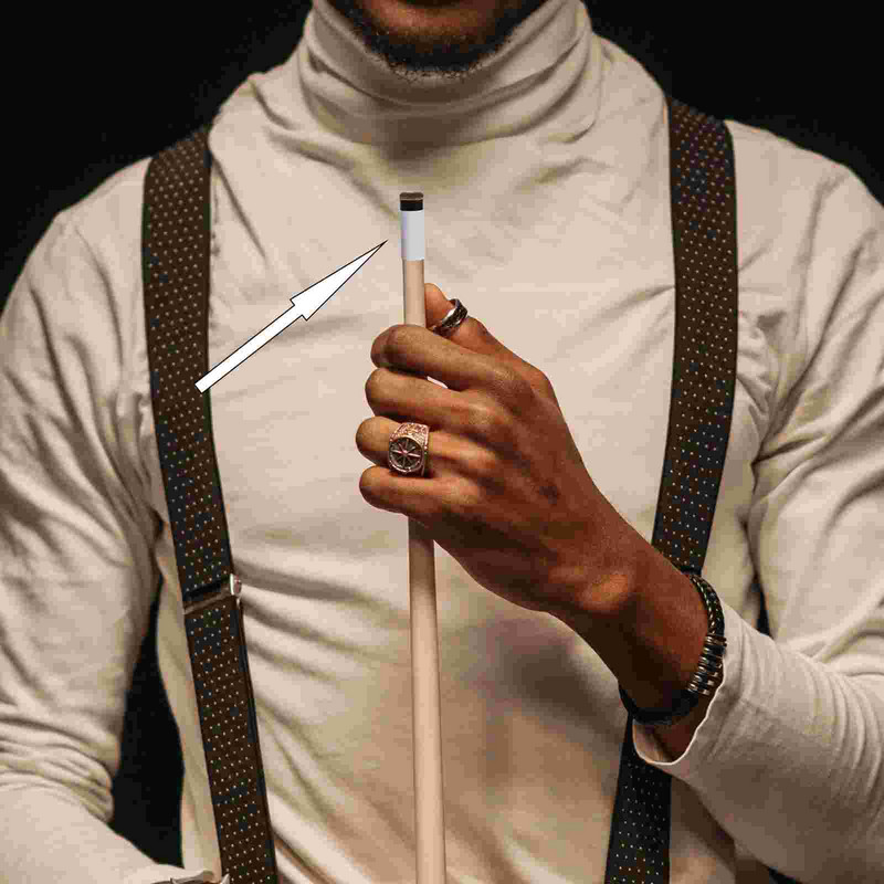 Antgaliai, lazdelės, biliardo baseinas.