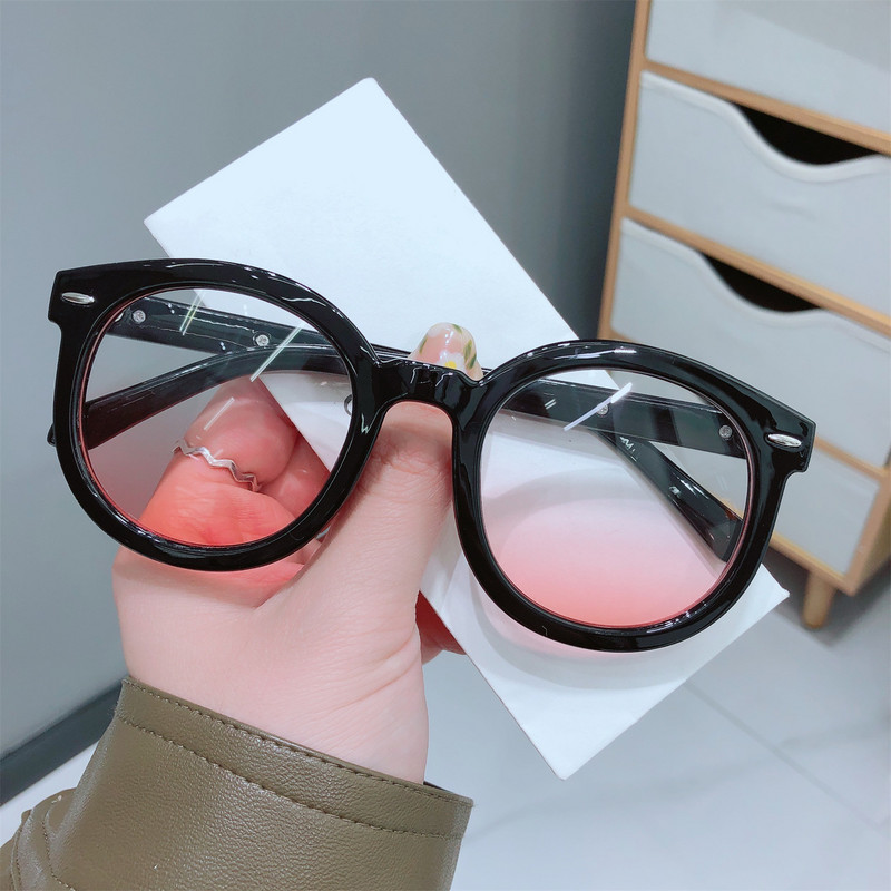 Uus mood Anti Blue Light prillid, mustad ümmargused raamid dekoratiivprillid, gradient-punased prillid, läbipaistvad universaalsed prillid