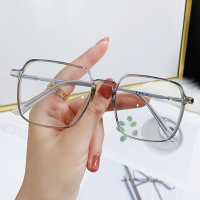 Retro Square Anti-Blue Light Glasses for Women Stylish Clear Frame Anti Radiation Glasses Transparent gafas de sol