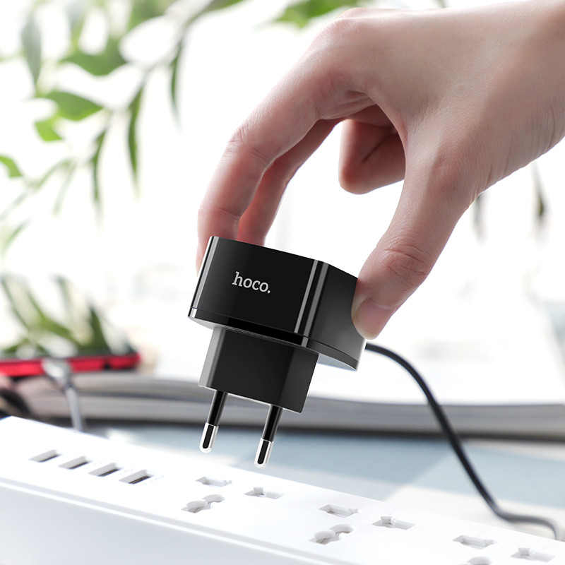 Hoco QC3.0 2.0 EU telefono įkroviklis Samsung S20 S21 Plus 18W greito įkrovimo adapteris Xiaomi Poco X3 F3 USB kelioniniam sieniniam įkrovikliui