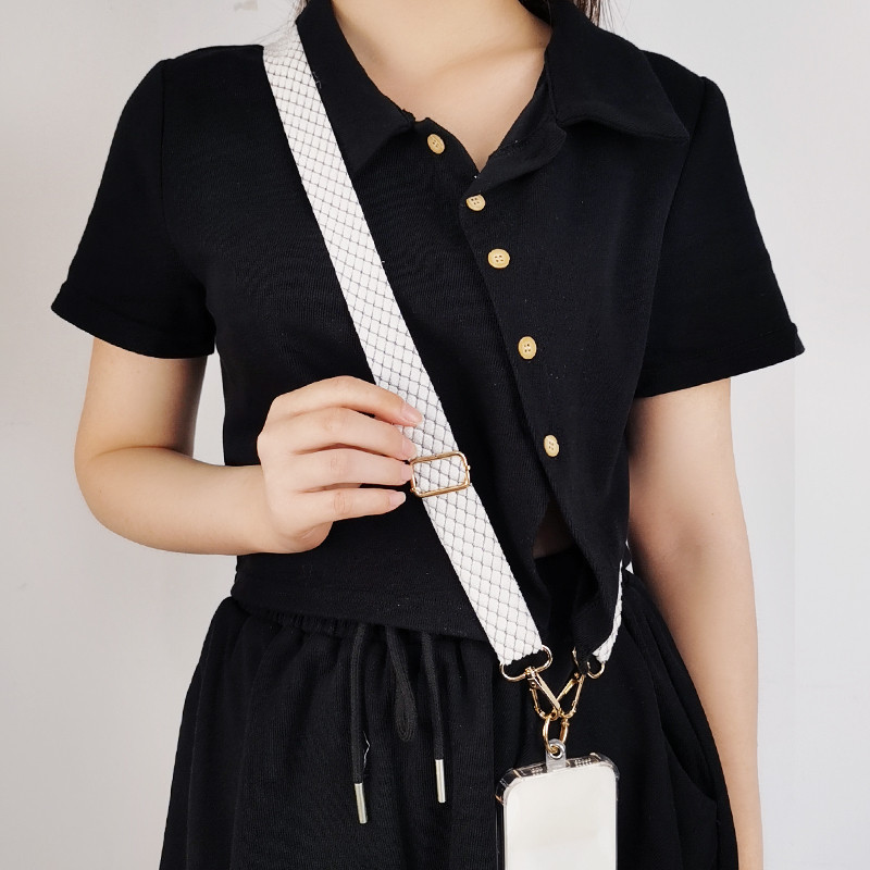 Mobiiltelefoni kaelapael, ristkorpuse reguleeritav tagakülg koos karusnahaga ruudulise mobiiltelefoni ümbrisega rippuv kott, pikk diagonaalklambriga kaelarihma kett