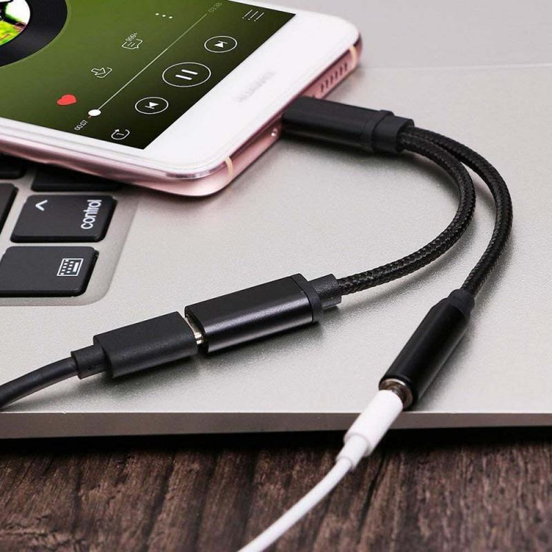Univerzális kompatibilitás Hordozható USB C kábel Kényelmes, innovatív, kiváló minőségű audio csatlakozó töltő mobiltelefon tartozék