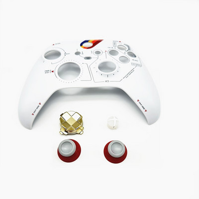 Starfieldi piiratud versiooniga kontrolleri ümbris kuldsete funktsiooninuppudega Xbox Series S jaoks Xbox Series X jaoks mõeldud eesmine kaitsekate