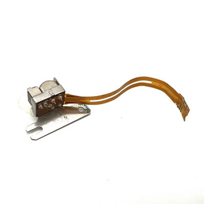 1 vnt. Visiškai nauja, dilimui atspari trynimo magnetinė galvutė, skirta įrašytuvui Pažangių garso juostų deko remonto dalių priedai