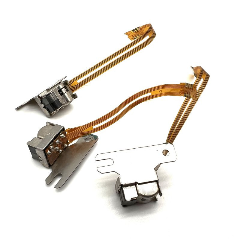 1 vnt. Visiškai nauja, dilimui atspari trynimo magnetinė galvutė, skirta įrašytuvui Pažangių garso juostų deko remonto dalių priedai