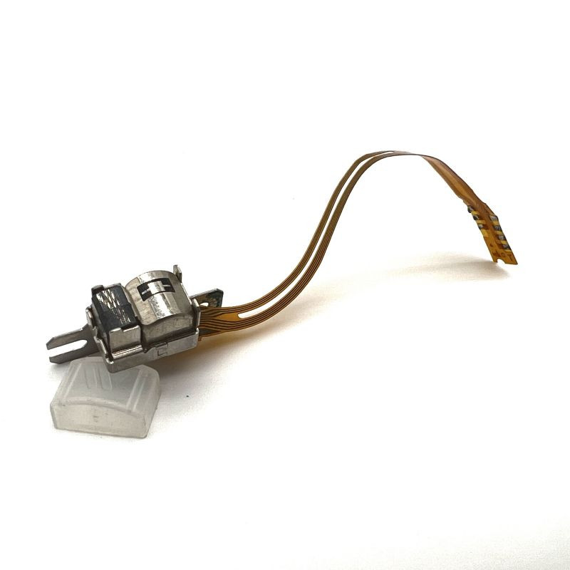 1 vnt. Visiškai nauja, dilimui atspari trynimo magnetinė galvutė, skirta įrašytuvui Pažangių garso juostų deko remonto dalių priedai