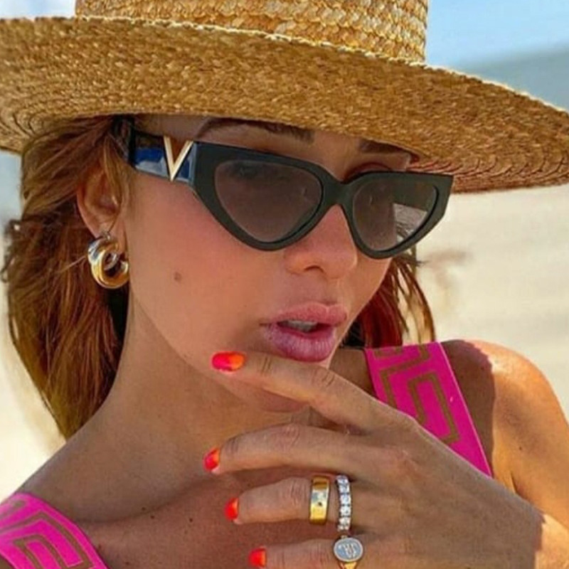 Naiste vanaaegsed kassisilmade päikeseprillid 2023. Mood Luksuslikud V kaubamärgiga päikeseprillid Naiste prillid UV400 gafas de sol mujer