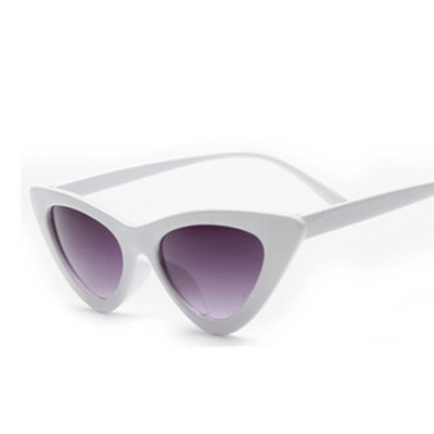 ZUEE Cat Eye Päikeseprillid Retro Fashion Peegelprillid Naiste Plastikraamiga Klassikalised päikeseprillid Naiste UV400 oculos