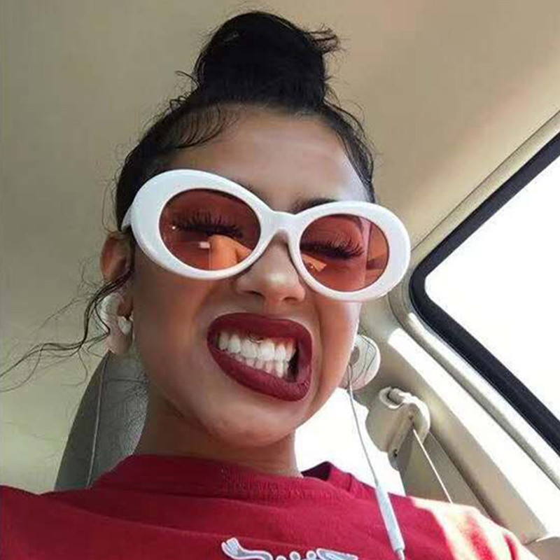 Seksikad lahedad ümmargused päikeseprillid, naise moed, must-valged, ovaalse raamiga päikeseprillid, naiste vanad päikeseprillid, kommid peegel Oculos De Sol