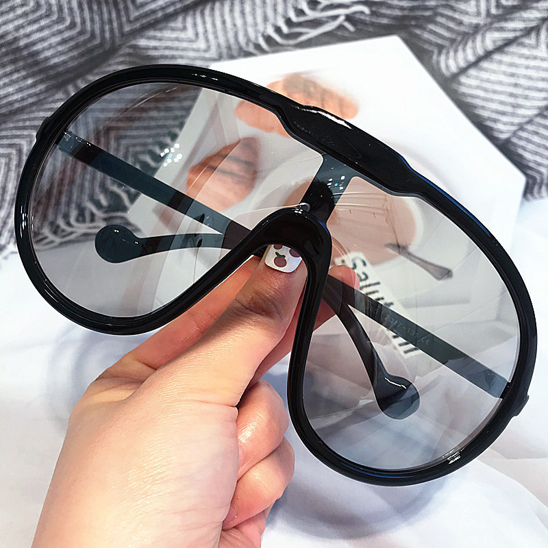 2022 m. Nauji madingi vienetiniai skydiniai akiniai nuo saulės moterims Vntage Oversized Arc akiniai nuo saulės vyrams, juodi geltoni hip-hop gradiento atspalviai