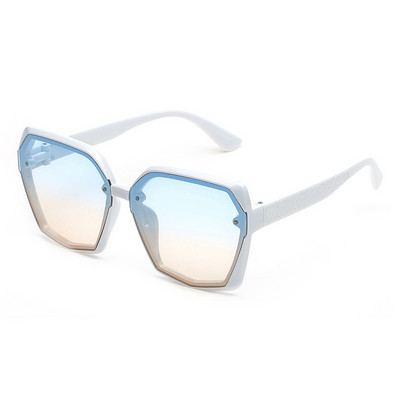 Kandilised päikeseprillid Naine Brändi Disainer Gradientsed päikeseprillid Naistele Ebaregulaarse raamiga Vintage pruunid toonid Naiste prillid