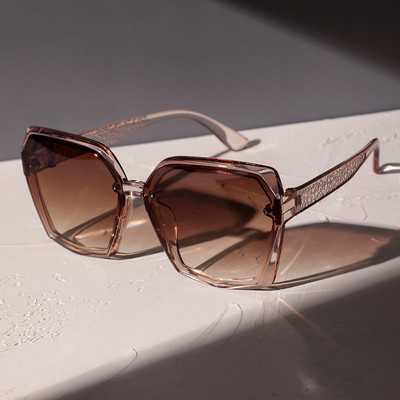 Kandilised päikeseprillid Naine Brändi Disainer Gradientsed päikeseprillid Naistele Ebaregulaarse raamiga Vintage pruunid toonid Naiste prillid