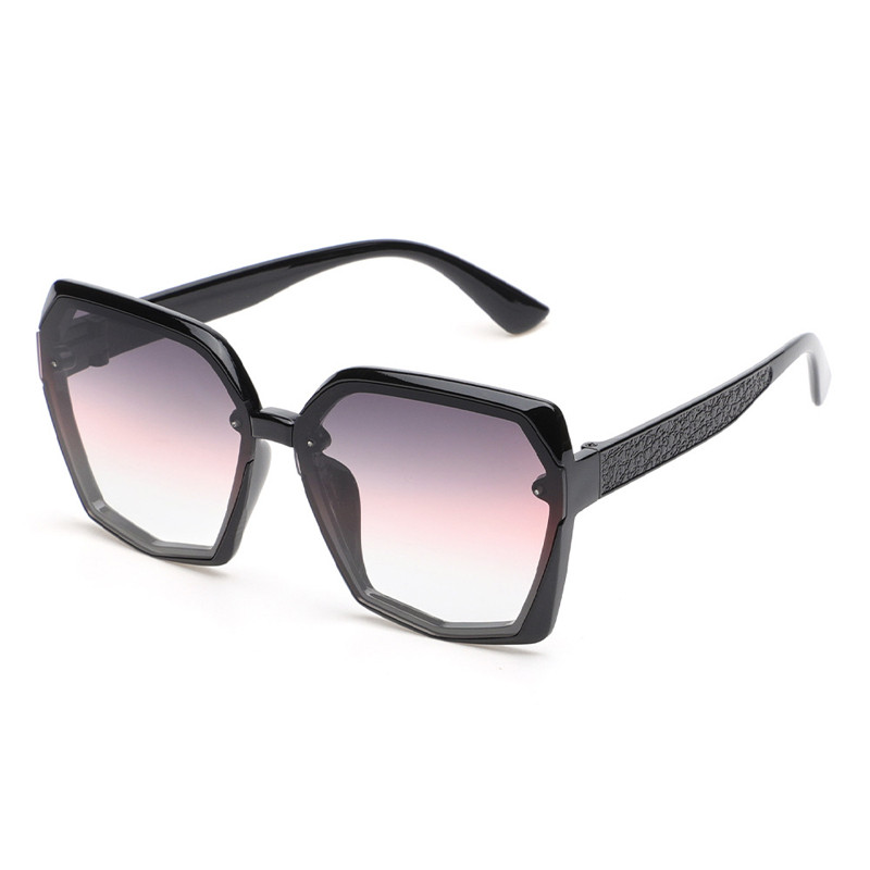 Kandilised päikeseprillid Naine Brändi Disainer Gradientsed päikeseprillid Naistele Ebaregulaarse raamiga Vintage pruunid toonid Naiste prillid
