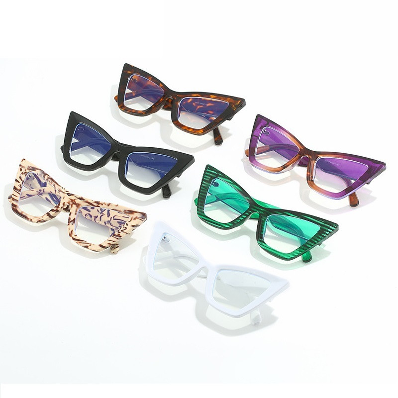 Vintage preveliki četvrtasti okvir za naočale protiv plave svjetlosti za žene Nove modne prozirne mačje oko naočale za računalo Ženske nijanse