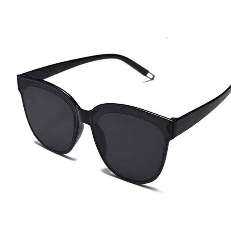 Uued klassikalised ovaalsed päikeseprillid naistele Vintage luksus plastikbrändi disainer Cat Eye päikeseprillid Candy Color Mirro UV400 mood