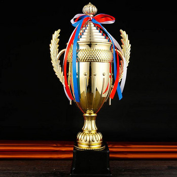 Голям златен трофей Купа Персонализиран трофей Цветна панделка Златна награда за спортни турнири Състезания Футбол Футбол Лига Мач