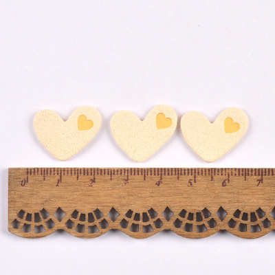 50Pcs Heart Pattern Love Embossing Кожени етикети Дрехи Направи си сам шевни аксесоари Консумативи за облекло Банер Етикети за ръчна работа c3508