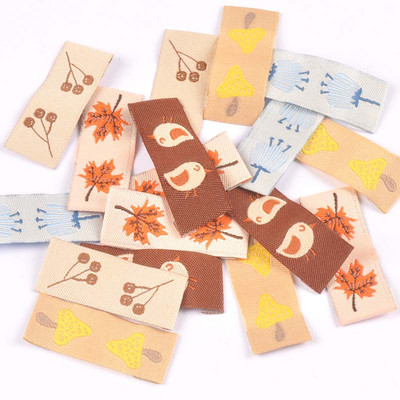 50 buc. Etichete lavabile cu broderie de artar/ciuperci Accesorii de cusut Genți de îngrijire Etichete de îmbrăcăminte pentru articole de îmbrăcăminte lucrate manual c3159