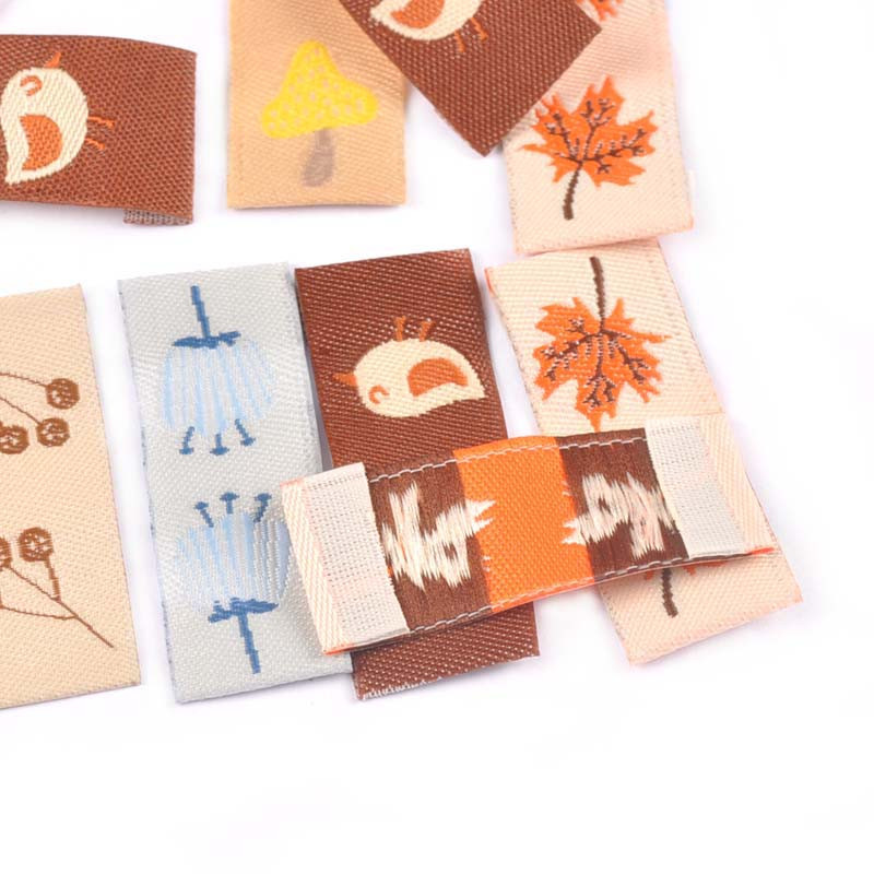 50 buc. Etichete lavabile cu broderie de artar/ciuperci Accesorii de cusut Genți de îngrijire Etichete de îmbrăcăminte pentru articole de îmbrăcăminte lucrate manual c3159