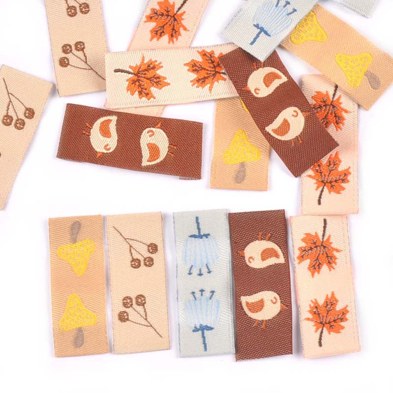 50 buc. Etichete lavabile cu broderie de artar/ciuperci Accesorii de cusut Genți de îngrijire Etichete de îmbrăcăminte pentru articole de îmbrăcăminte lucrate manual c3159