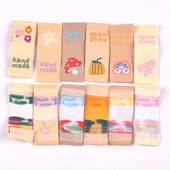 50 τμχ Υπέροχες Ετικέτες κεντήματα με μοτίβο πεταλούδας/ουράνιο τόξο Αξεσουάρ ραπτικής ενδυμάτων Τσάντα ρούχων Ετικέτες παπουτσιών Είδη χειροτεχνίας C3367