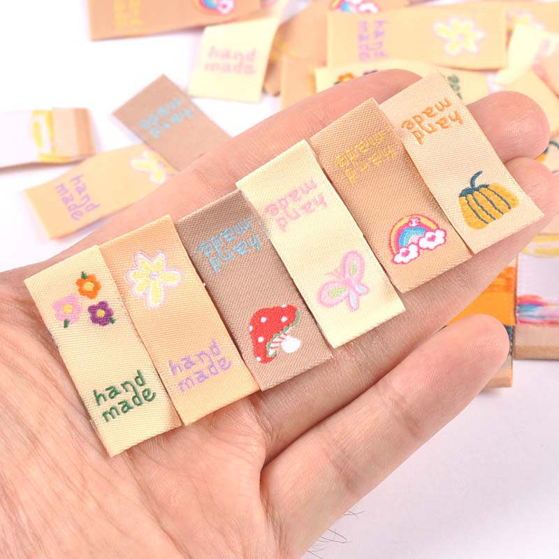 50 τμχ Υπέροχες Ετικέτες κεντήματα με μοτίβο πεταλούδας/ουράνιο τόξο Αξεσουάρ ραπτικής ενδυμάτων Τσάντα ρούχων Ετικέτες παπουτσιών Είδη χειροτεχνίας C3367