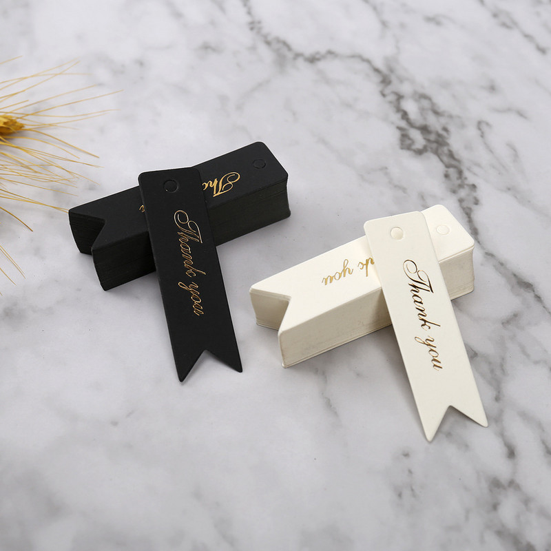 50db köszönőcímke Fekete fehér papír kártyacímkék karácsonyi esküvői dekorációhoz üzleti cukorka süti csomagolás ajándék kézműves