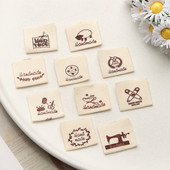 50 tk Käsitsi valmistatud armastuse riidest rõivasildid südamekujulised rõivasildid koomiksimustriga lambakäärid, meisterdage õmblustarvikud