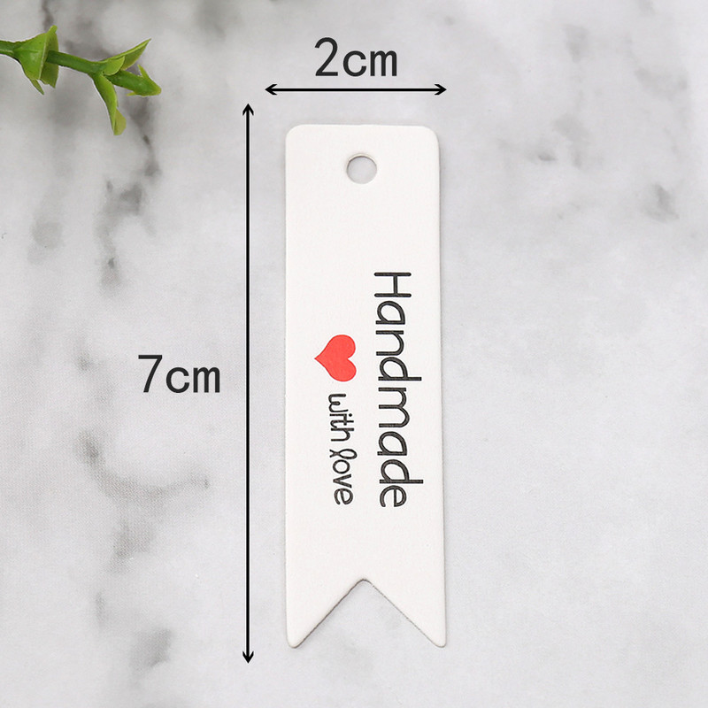 100 vnt. rankų darbo su meile kraftpopieriaus etiketės Drabužių batų krepšiai pakabinami padėkos atvirukai Produkto kainų etiketės iš vienos pusės spausdintos
