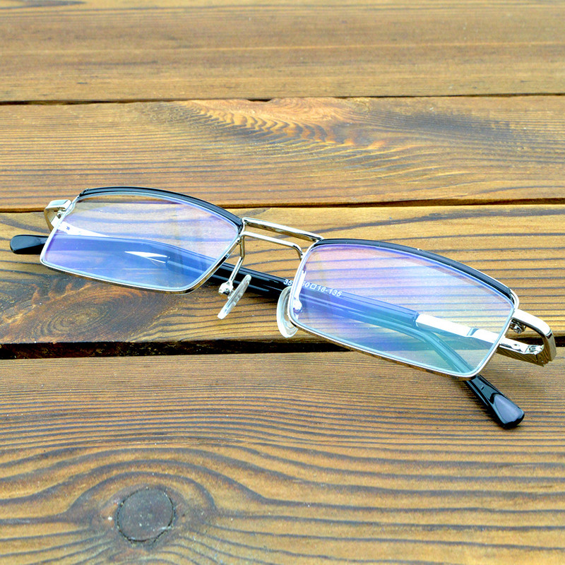 Титаниева сплав Двоен мост Многослойно покритие Правоъгълник Очила за четене +0,75 +1 +1,25 +1,5 +1,75 +2 +2,5 +2,75 до +4