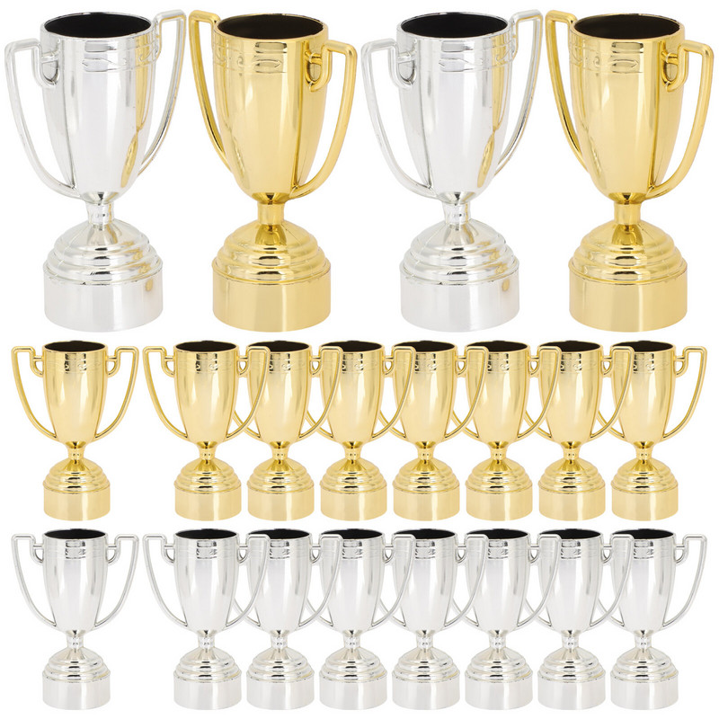 20 vnt Lombardijos vaikų vakarėlio trofėjus suaugusiųjų žaislas vaikams Miniatiūriniai papuošimai Sportiniai balionai Maži apdovanojimai ir tortas