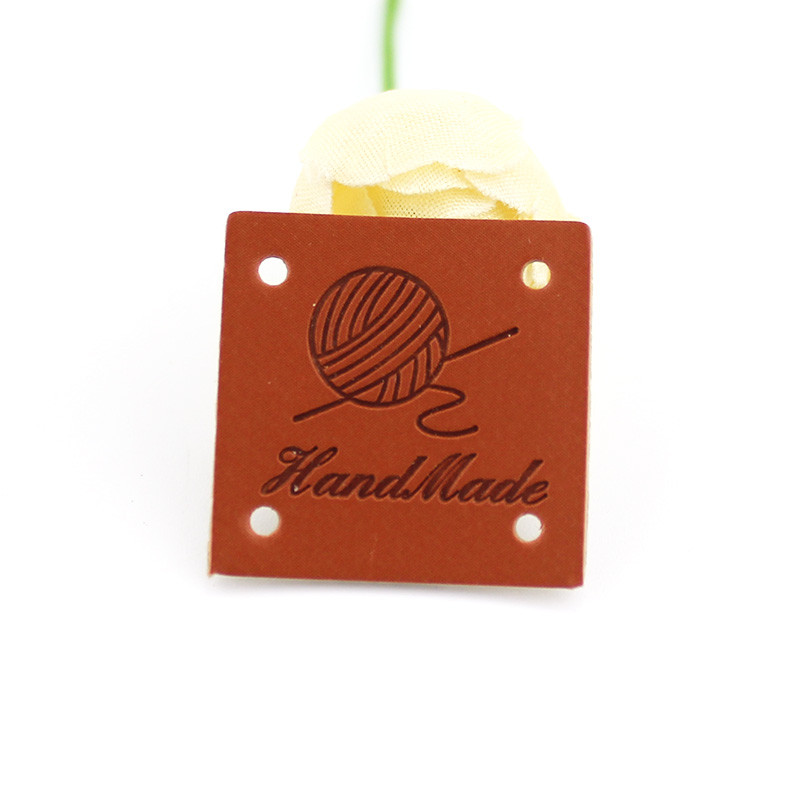 50 vnt. rankų darbo PU odos etiketės drabužiams „pasidaryk pats“ kepurės Krepšiai Džinsai Siuvimas Reljefinės etiketės Drabužių priedai