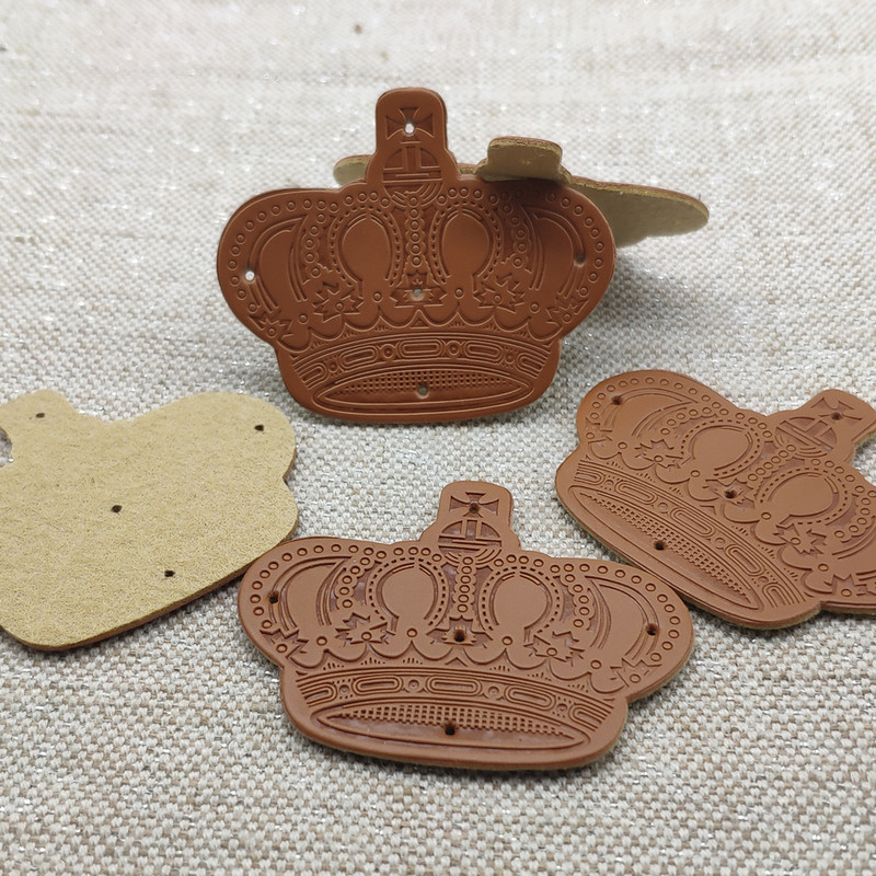 Etichete din piele de coroană realizate manual pentru îmbrăcăminte Etichetă de coroană din piele PU realizată manual pentru petice pentru haine Accesorii de bricolaj Etichetă realizată manual