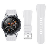 Csere óraszíjak - Állítható szilikon sportkarkötő 46 mm-hez légáteresztő lyukakkal