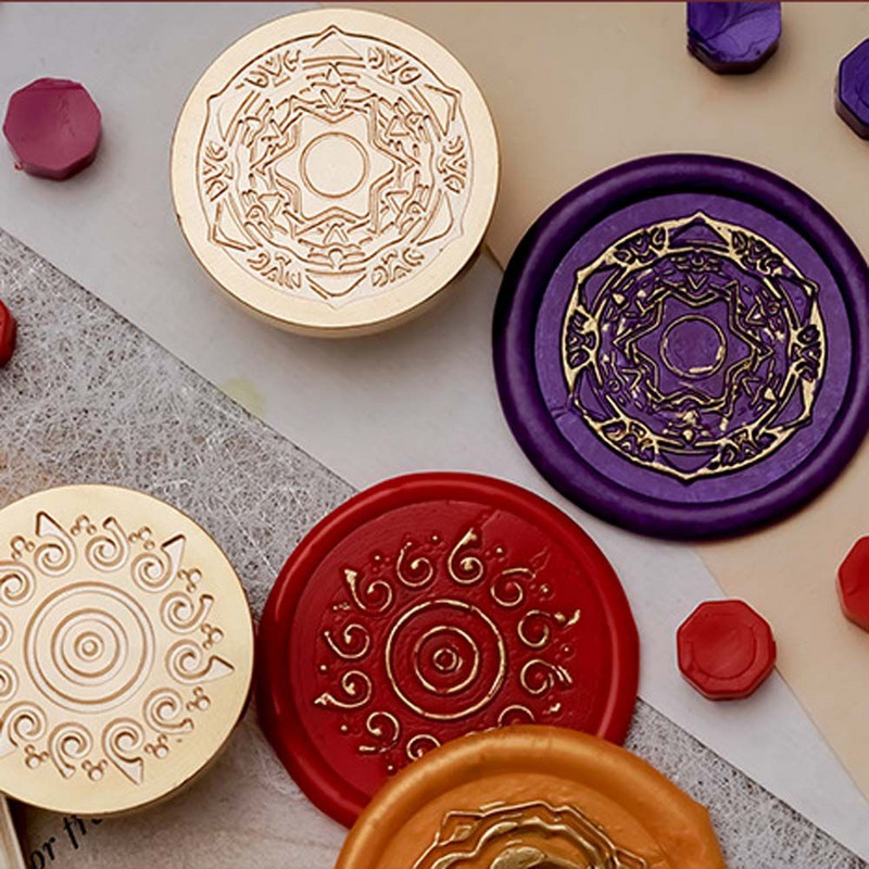 Apvalus iškarpų albumas Dovanų rankų sąskaita Albumas Ugnies lako antspaudas Gimtadienio atviruko antspaudas Dekoravimas Vaško antspaudas Antspaudas Galvos vaško antspaudas